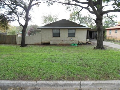 409 Myrtle Dr, Hurst, TX 76053 - photo 2