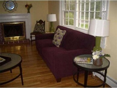 522 Shawsheen Ave, Wilmington, MA 01887 - photo 4