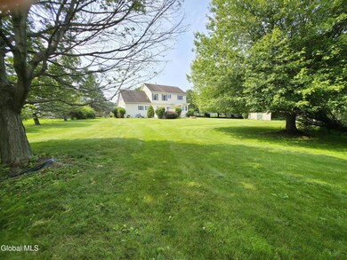633 Stream Ln, Slingerlands, NY 12159 - photo 4