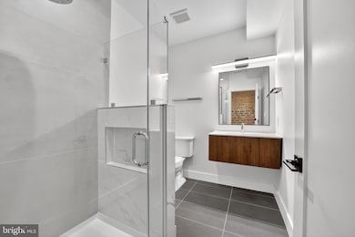 2440 Ontario Rd NW unit 4, Washington, DC 20009 - photo 6