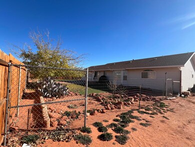 33 N 100 E, Ivins, UT 84738 - photo 2