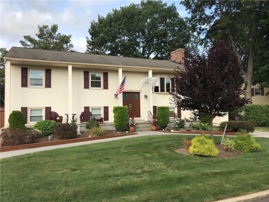 28 Freedom Ct, Johnston, RI 02919 - photo 2