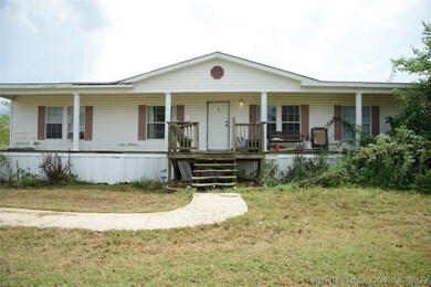 1122 W Main St, Beggs, OK 74421 - photo 3