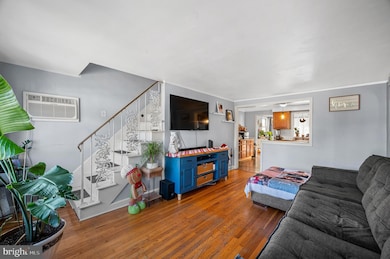 109 W Red Bank Ave, West Deptford, NJ 08096 - photo 4