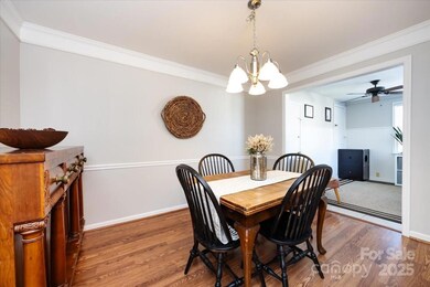 1708 Roxborough Rd unit H, Charlotte, NC 28211 - photo 7