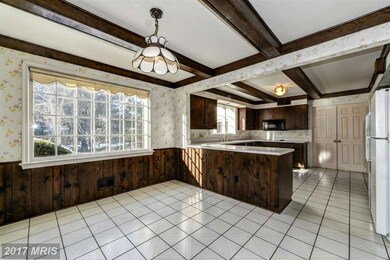 8104 Horseshoe Ln, Potomac, MD 20854 - photo 5