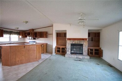 2512 Fairfield Pike, Shelbyville, TN 37160 - photo 6