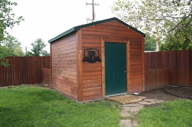 1410 S Jefferson St, Hugoton, KS 67951 - photo 5