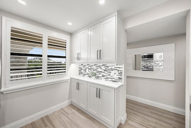 6061 Balboa Cir unit 403, Boca Raton, FL 33433 - photo 5