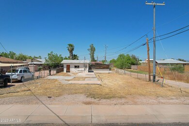 448 Elliott St-1