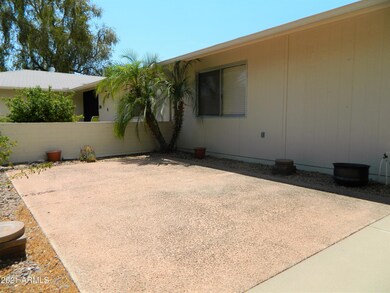 9875 W Spanish Moss Ct unit 56, Sun City, AZ 85373 - photo 3
