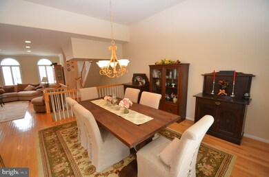 6006 Mill Cove Ct, Burke, VA 22015 - photo 6