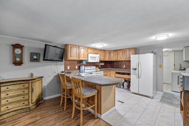 61 Gile Pond Rd, Franklin, NH 03235 - photo 5