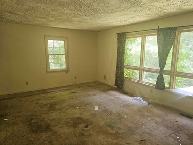 200 Tucker Rd, Spartanburg, SC 29306 - photo 3