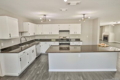 21555 Hyerwood, San Antonio, TX 78259 - photo 7