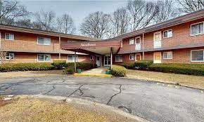 72 W Shore Rd unit 4, Warwick, RI 02889 - photo 2