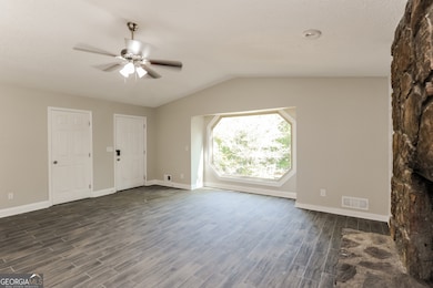 5168 Legendary Ln, Acworth, GA 30102 - photo 4