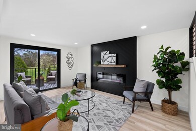 1808 N Shore Ct, Reston, VA 20190 - photo 6