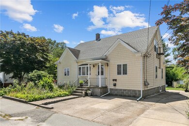 101 Arlington Ave, Warren, RI 02885 - photo 2