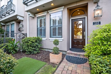 3302 Audley St unit 103, Houston, TX 77098 - photo 2