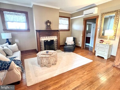 102 S High St, Edinburg, VA 22824 - photo 7