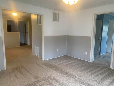 911 W Race St, Portland, IN 47371 - photo 6