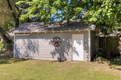 1400 E 23rd St, Des Moines, IA 50317 - photo 6