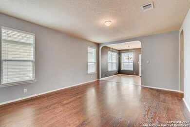 10822 Mustang Oak Dr, San Antonio, TX 78254 - photo 3