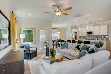 1305 Red River Dr-007