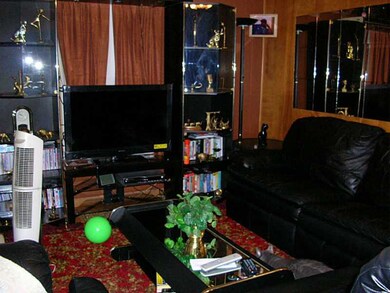 403 2nd Ave, Woonsocket, RI 02895 - photo 6