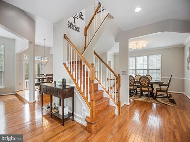 7224 Lyndam Hill Cir, Lorton, VA 22079 - photo 7