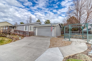 1188 NE 27th St unit 19, Bend, OR 97701 - photo 2