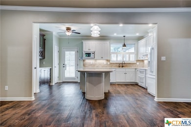 554 Lashell Ln, New Braunfels, TX 78130 - photo 6