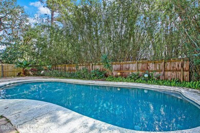 Pool home in Neptune Beach