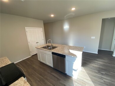 981 E Starling St, Fayetteville, AR 72701 - photo 7