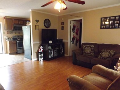 Living room (2)