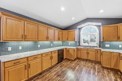 1705 Vale Ct, Faribault, MN 55021 - photo 7