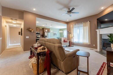 842 E Beechwood Rd, Nixa, MO 65714 - photo 5