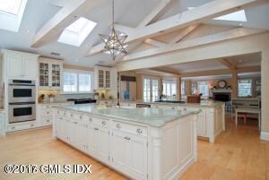 379 Round Hill Rd unit Main House, Greenwich, CT 06831 - photo 5