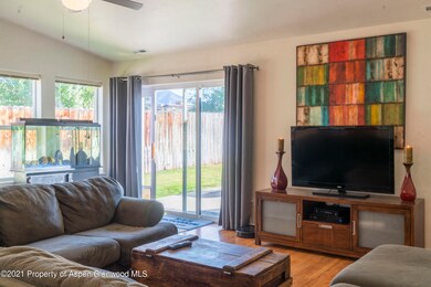 LivingRoom3