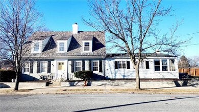 928 Linden St, Bethlehem, PA 18018 - photo 2