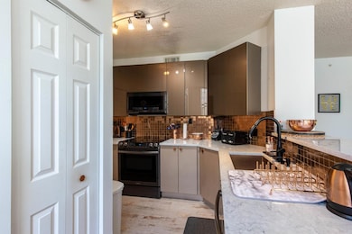 11790 Saint Andrews Place unit 208, Wellington, FL 33414 - photo 6