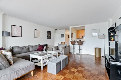 Hawthorne Place Condominium unit 10C, Boston, MA 02114 - photo 2