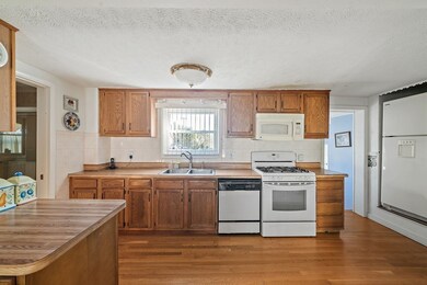 38 Greenwood St, Rockland, MA 02370 - photo 5