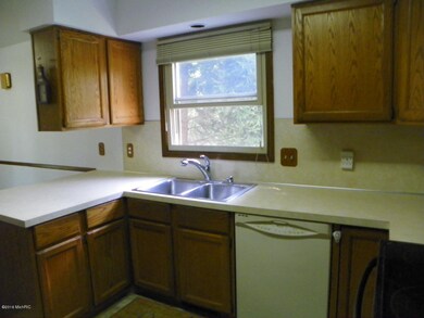 1408 Andrew St SE 023