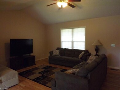 3561 Marathon Dr, Asheboro, NC 27205 - photo 4