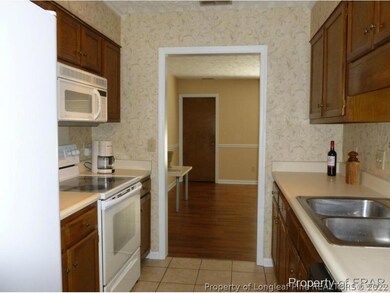 2611 Edmonton Rd, Fayetteville, NC 28304 - photo 6