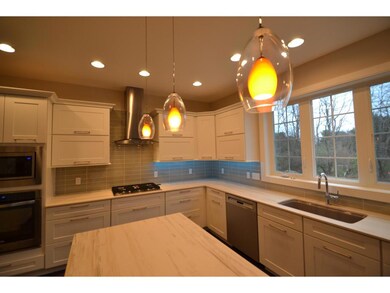 3 Bittersweet Ln, Stratham, NH 03885 - photo 5