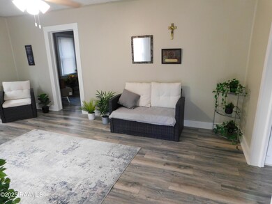 1550 W Peach Ave, Eunice, LA 70535 - photo 2