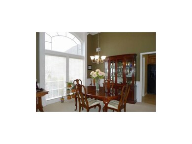 Formal Dining